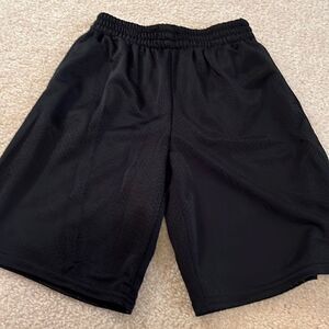 SIZE MEDIUM BLACK SHORTS